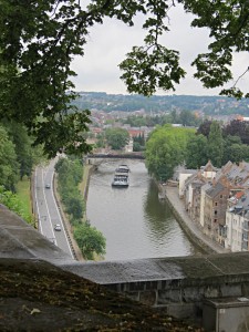 Die sambre vor der Mündung in die Maas in Namur
